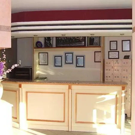 卡里弗酒店 3* Ayvalı